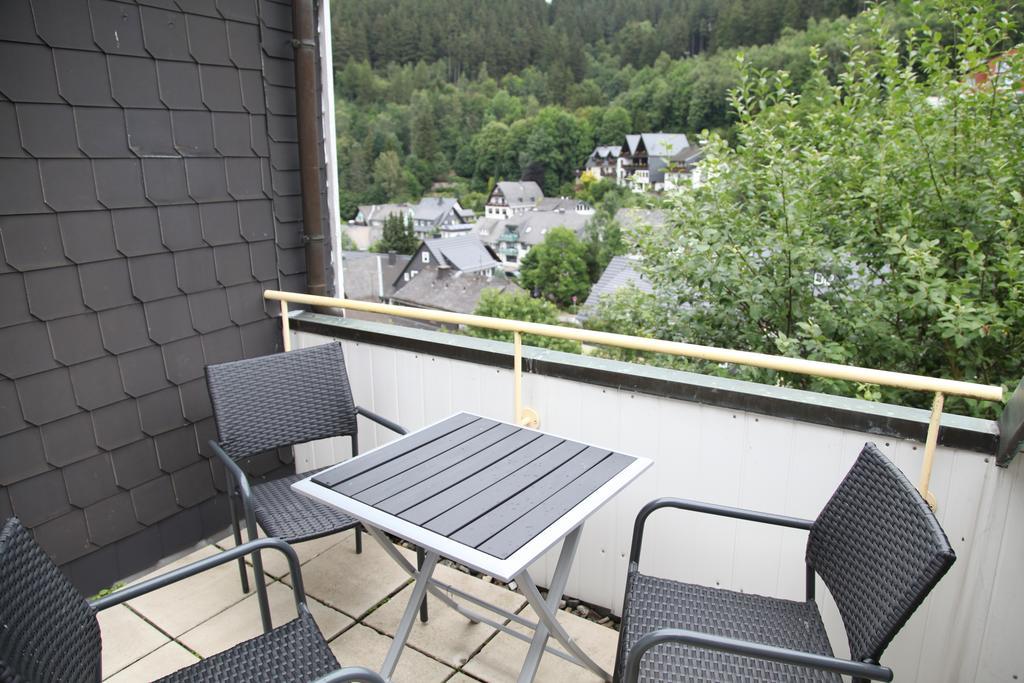 Appartementhaus Vierjahreszeiten Willingen  Exteriör bild
